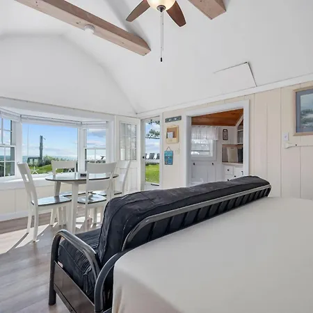 Seaside Cottages - Cottage 10A - The Sea Rose